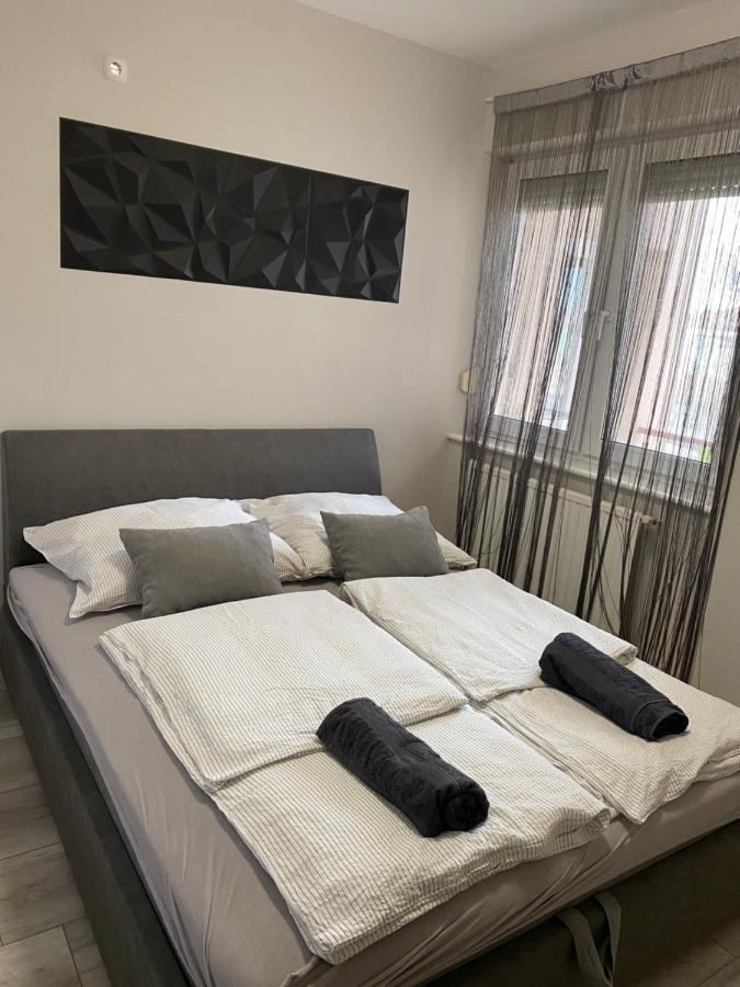 Gabrielle Apartman Hajdúszoboszló Exteriör bild